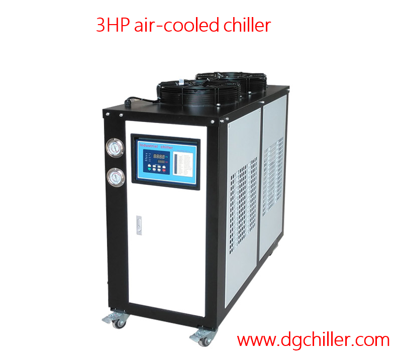 Berapa daya chiller yang cocok dengan mesin cetak injeksi 160T-240T?